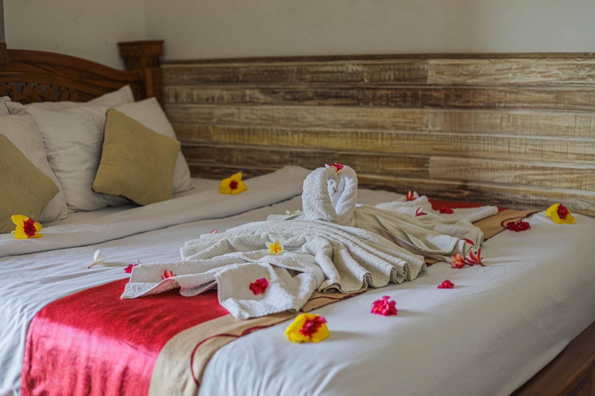 Batununggul Manta Cottages With Sea View מראה חיצוני תמונה