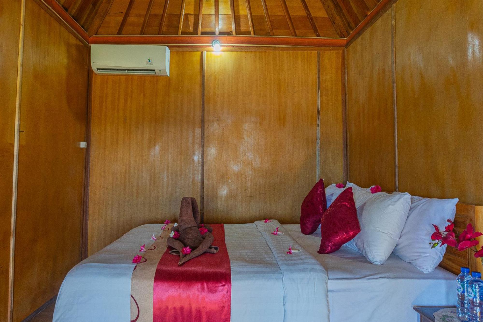 Batununggul Manta Cottages With Sea View מראה חיצוני תמונה